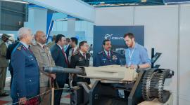 جانب من جولة سعادة رئيس الأركان بالمعرض