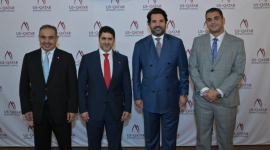 صورة جماعية على هامش حفل الاستقبال الخاص بمجلس الأعمال الأمريكي - القطري