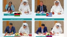 جانب من توقيع الاتفاقيات