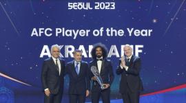 تتويج أكرم عفيف بالجائزة