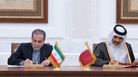 جانب من توقيع الاتفاقيات