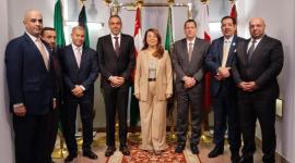 صورة جماعية على هامش الاجتماع