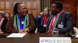 وزيرة خارجية جنوب أفريقيا