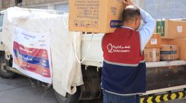 جانب من تقديم المساعدات