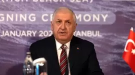 وزير الدفاع التركي يشار غولر