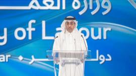 سعادة الدكتور علي بن صميخ المري وزير العمل