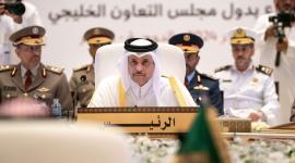 سعادة وزير الدولة لشؤون الدفاع خلال ترأسه الاجتماع