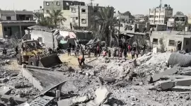 آثار القصف الإسرائيلي علي قطاع غزة - صورة أرشيفية