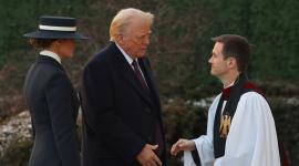 ترامب وزوجته قبيل التنصيب