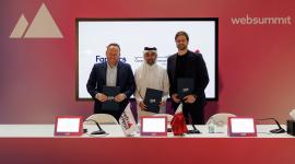 جانب من توقيع الاتفاقية