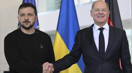 شولتس وزيلينسكي