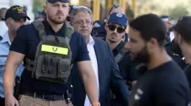 بن غفير وسط حراسة مشددة بالحرم الإبراهيمي