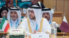 السيد منصور بن إبراهيم آل محمود وزير الصحة العامة