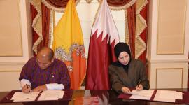 جانب من التوقيع على البيان المشترك