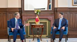 جانب من أحد الاجتماعين