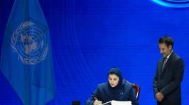 جانب من توقيع الاتفاقية