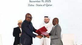 جانب من توقيع الاتفاق