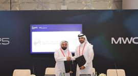 جانب من توقيع الاتفاقية