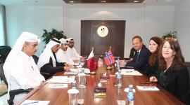 جانب من المشاورات