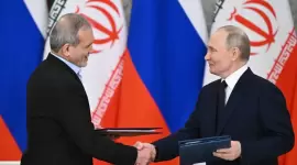 الرئيسان بوتين وبيزشكيان