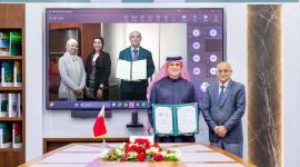 جانب من توقيع مذكرة التفاهم عبر تقنية الفيديو