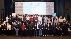 صورة جماعية للمشاركين