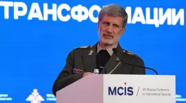 القائد العام للجيش الإيراني أمير حاتمي