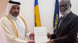 جانب من تسليم أوراق الاعتماد
