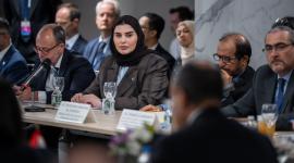 جانب من مشاركة سعادة وزير الدولة للتعاون الدولي في المائدة المستديرة