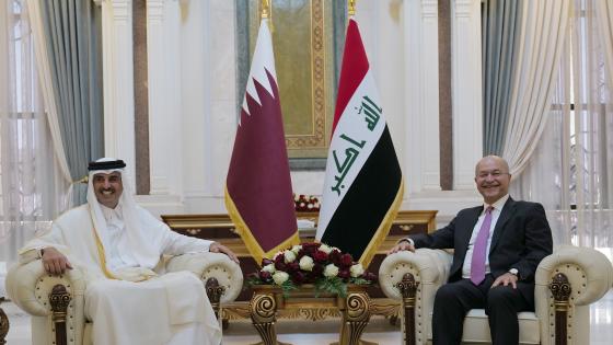 حضرة صاحب السمو أمير البلاد المفدى خلال لقائه مع الرئيس العراقي