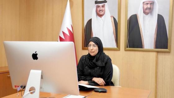 سعادة وزيرة الصحة خلال مشاركتها في الورشة