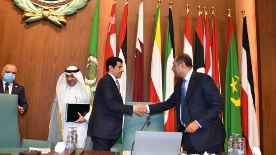 من مراسم التسليم