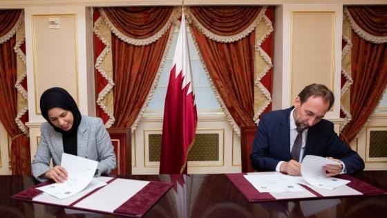 جانب من توقيع الاتفاقية