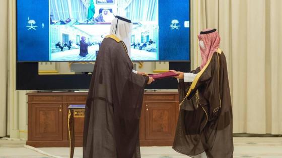 جانب من تسلُم أوراق الاعتماد