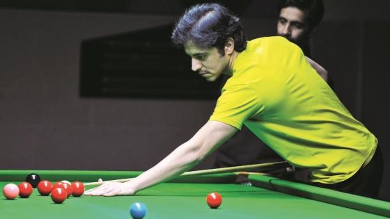 أحمد سيف لاعب السنوكر