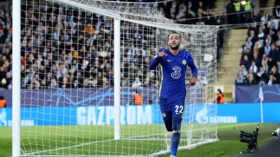 حكيم زياش لاعب تشيلسي