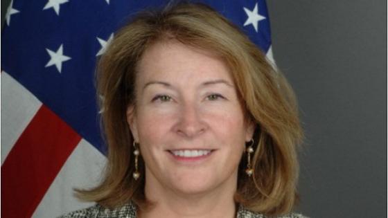 السيدة ناتالي بيكر القائم بأعمال السفارة الأمريكية