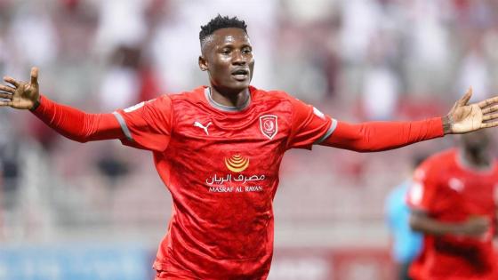 مايكل أولونغا مهاجم فريق الدحيل