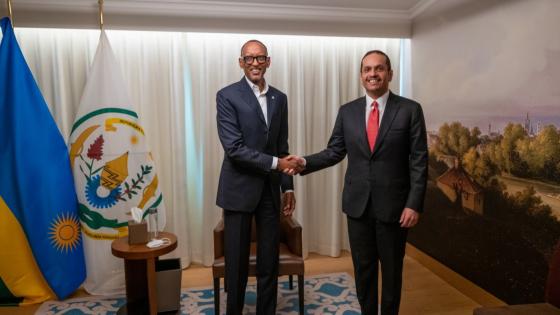 سعادة وزير الخارجية خلال لقائه برئيس رواندا