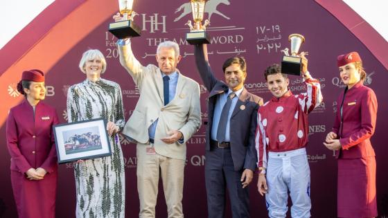 جانب من التتويج