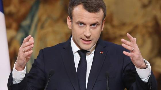 الرئيس الفرنسي ايمانويل ماكرون