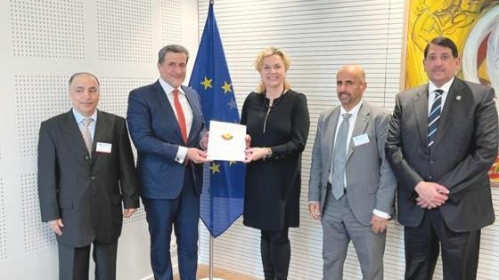 جانب من الاجتماعات