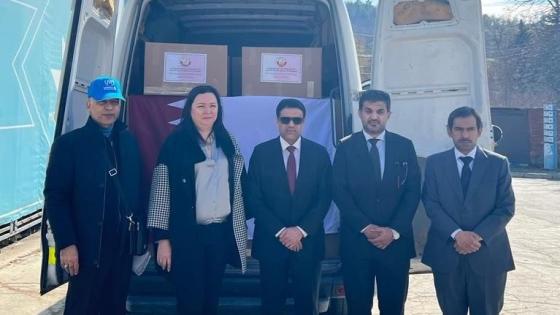 جانب من تقديم المساعدات