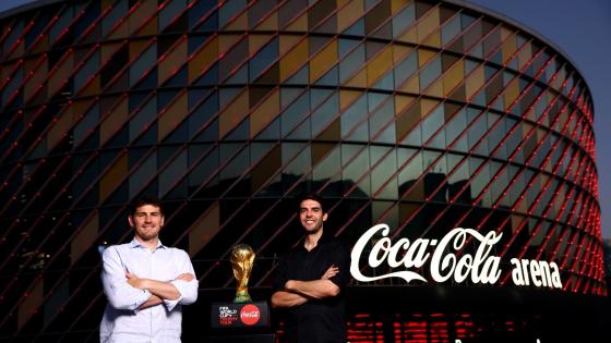 كاسياس وكاكا إلى جوار كأس العالم