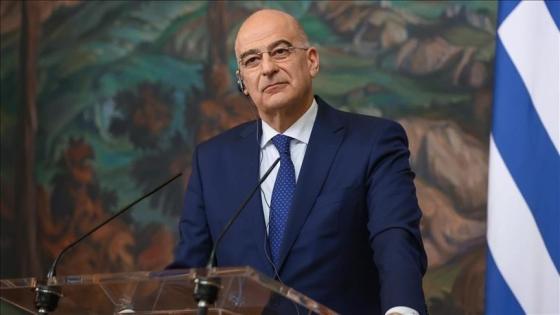 وزير الخارجية اليوناني نيكوس ديندياس