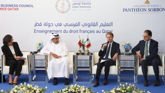 جانب من الجلسة النقاشية