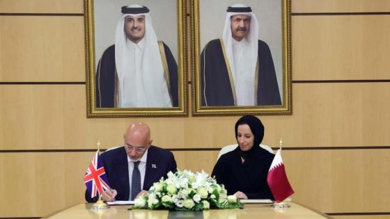 جانب من توقيع مذكرة التفاهم