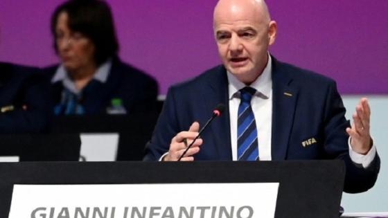 رئيس الاتحاد الدولي لكرة القدم جياني إنفانتينو