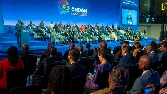 QNA_HH_Amir_Participates_Commonwealth_Government_Meeting_4