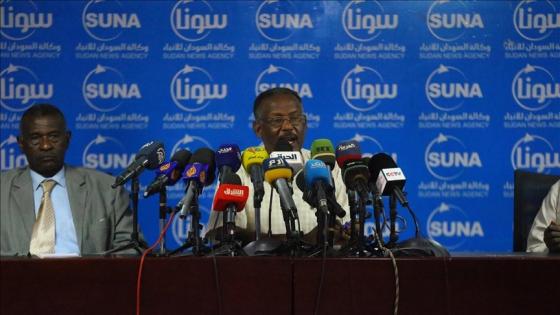 جانب من المؤتمر الصحفي